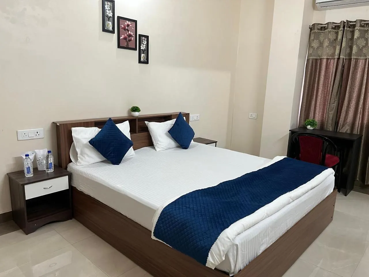 شقة Kashi Kastle Krishna - Luxury 2Bhk Near Assi Ghat
