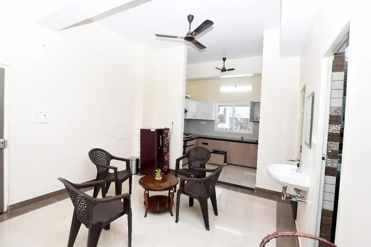 Kashi Kastle Krishna - Luxury 2Bhk Near Assi Ghat 0*, فاراناسي